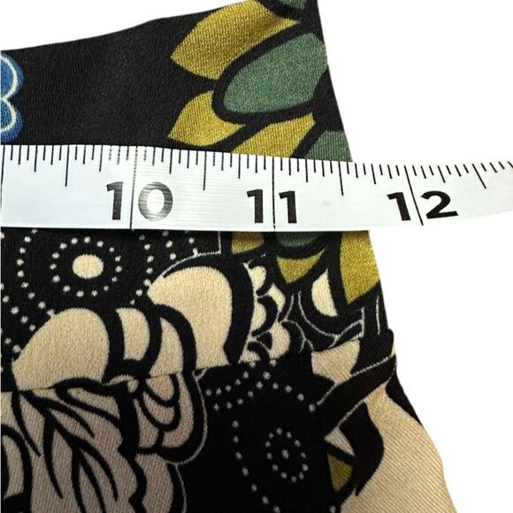 Kokoon Women’s Flowy A-Line Floral Skirt. Size XS - Picture 4 of 6